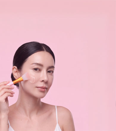 Woman applying Quia overnight mask